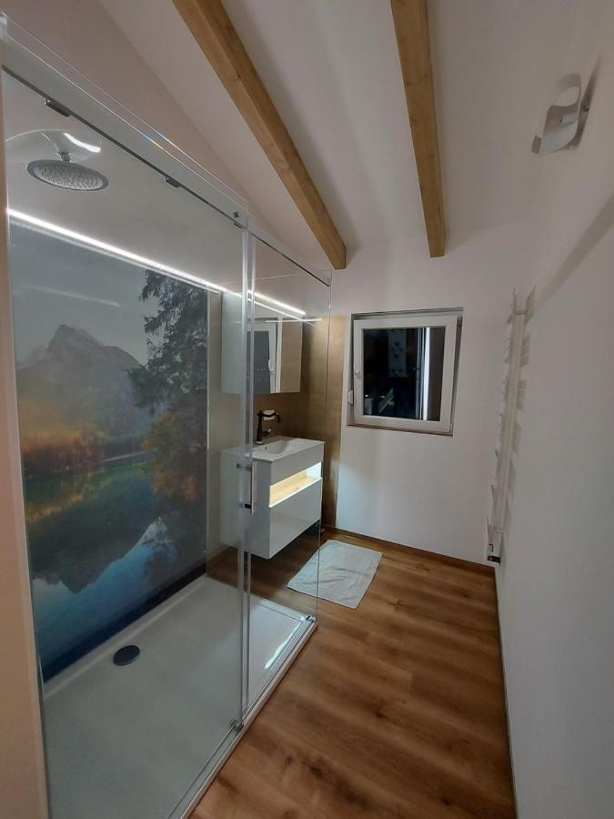 Auszeit Steiraland Penthouse 9 Mit Grossen Balkon Und Parkplatz Daire Leoben  Dış mekan fotoğraf