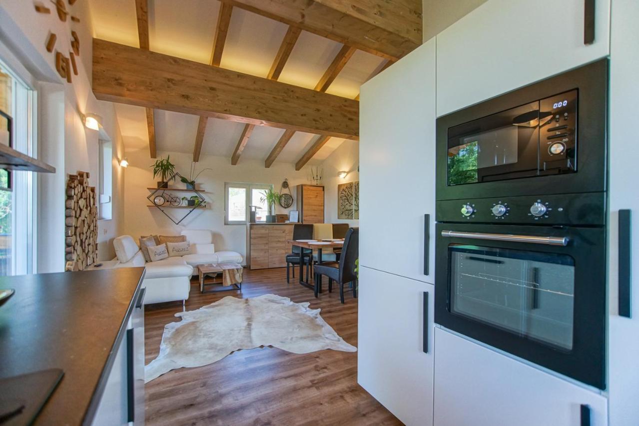 Auszeit Steiraland Penthouse 9 Mit Grossen Balkon Und Parkplatz Daire Leoben  Dış mekan fotoğraf